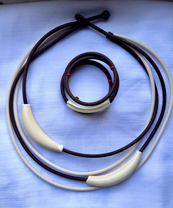 Серьги ,колье и браслет из муранскогоо стекла