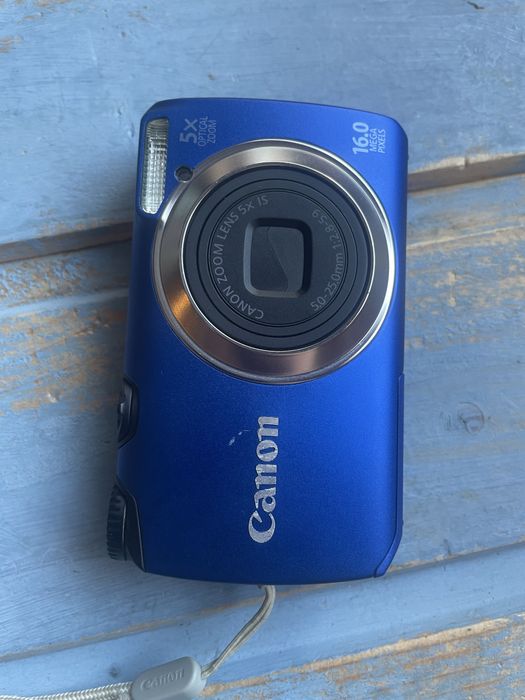 Camera digitala Canon a3300 is