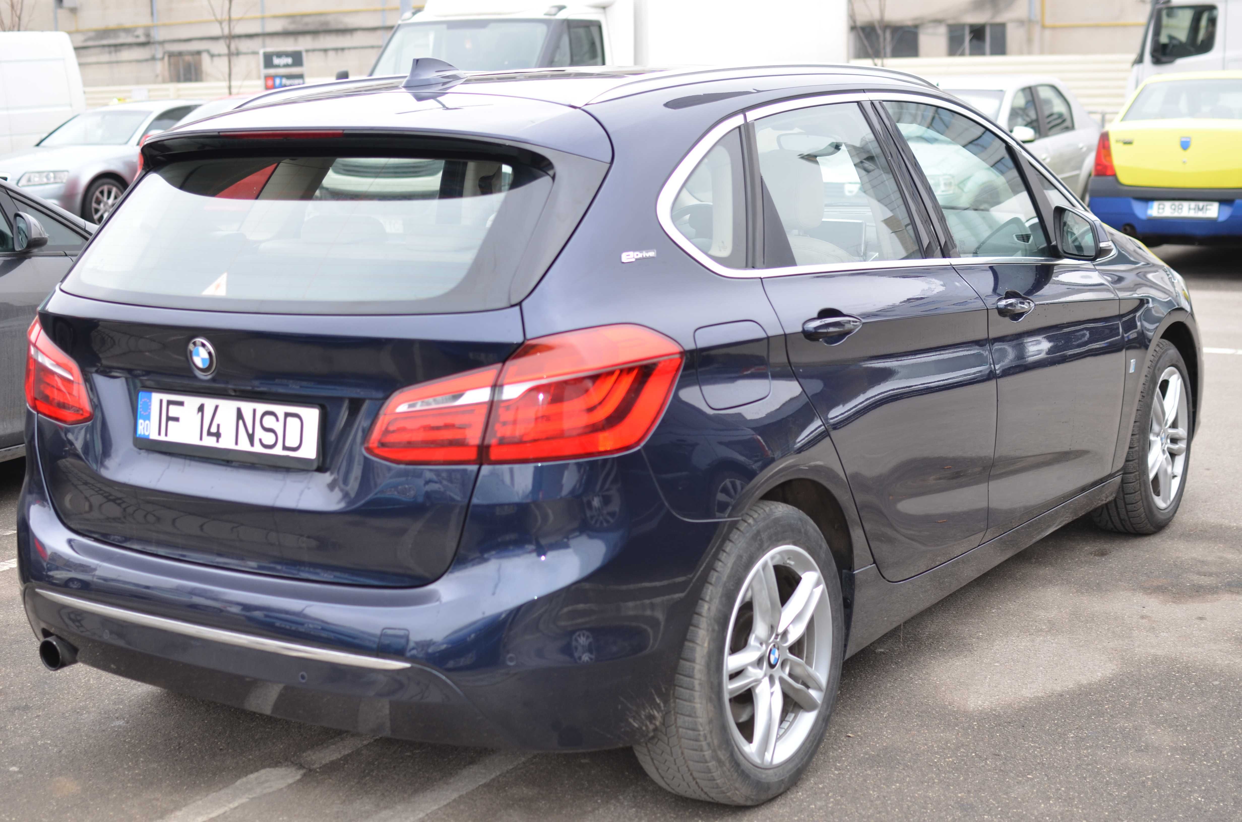 BMW 225 XE plug-in hibrid  toate dotarile posibile pe acest model