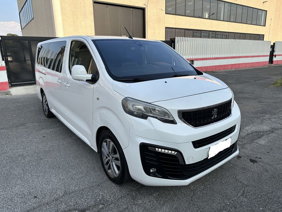 Peugeot Traveller 8+1 locuri 2.0 automată 2019 Înmatriculată
