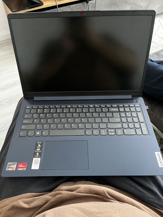 Laptop Lenovo IdeaPad 1