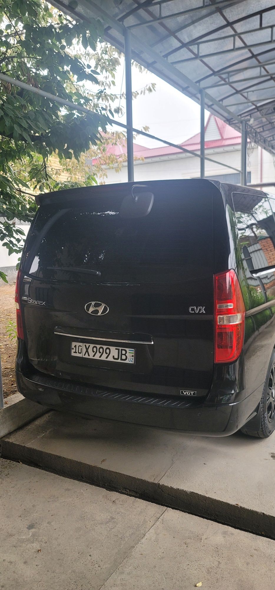 Hyundai Grand Starex