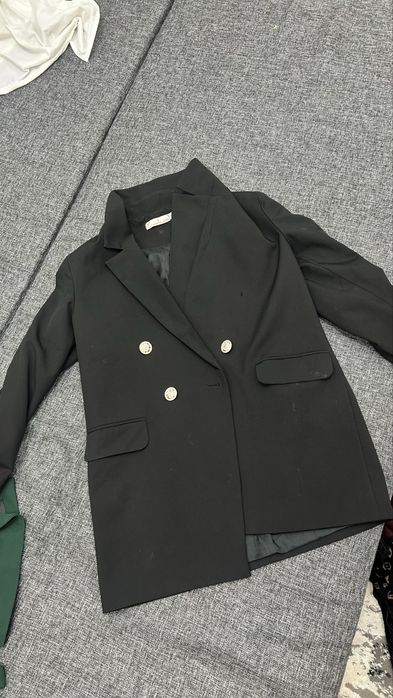 Пиджаки и брюки