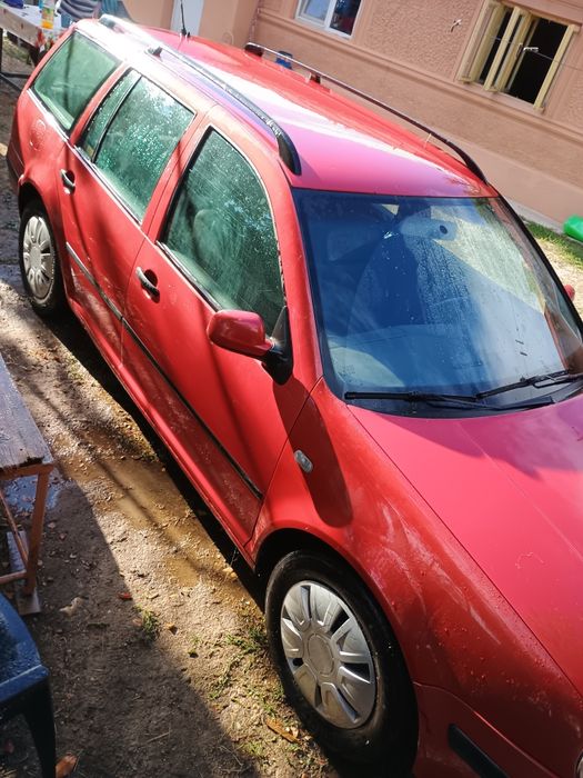 Golf 4  an 2001 . Motor 1.9 TDI . IN STARE BUNA DE FUCTIONARE !!!