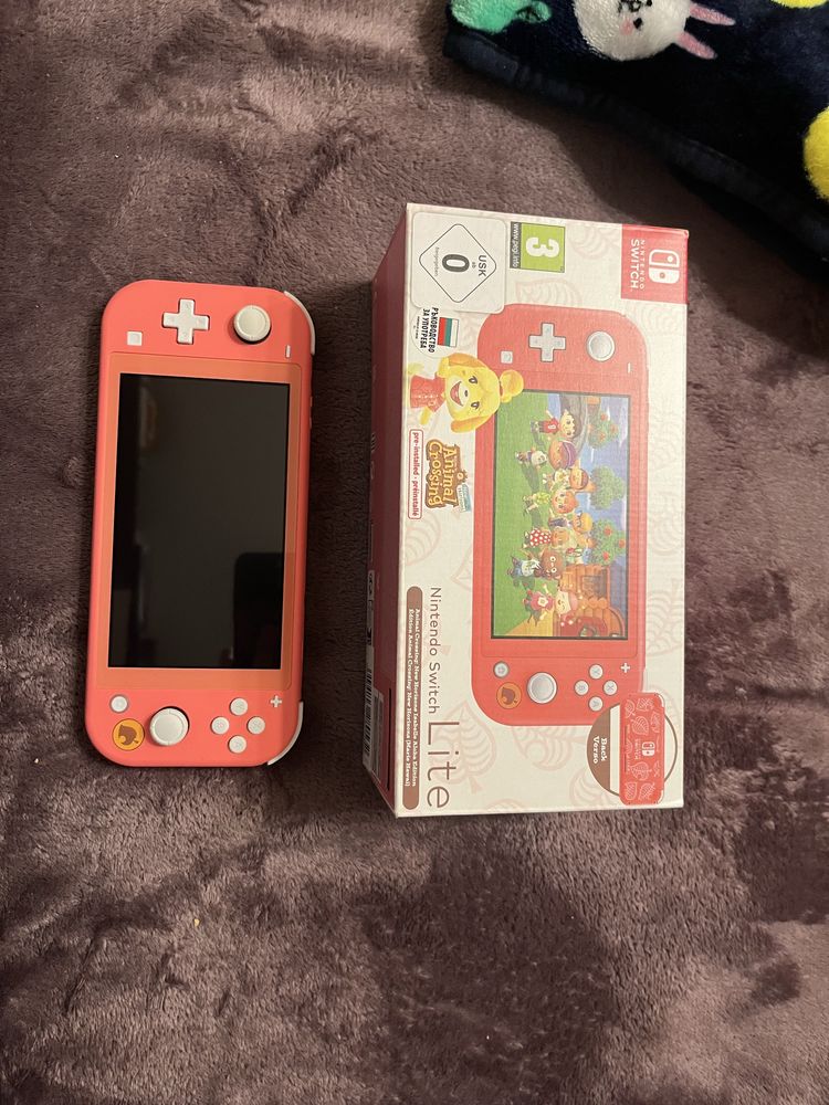 Nintendo Switch Lite Animal Crossing Edition