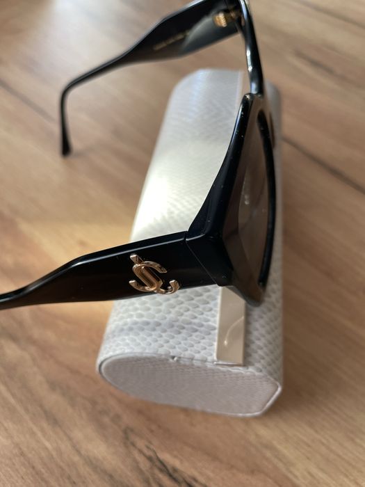 Продавам дамски слънчеви очила Jimmy Choo