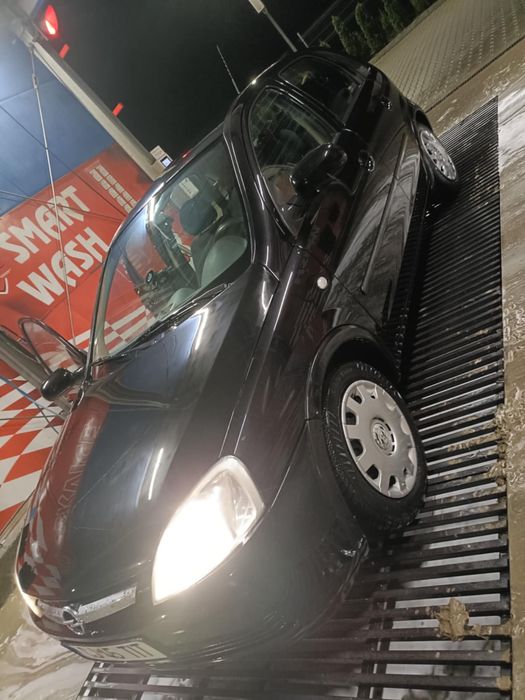 Vand sau schimb Opel corsa c