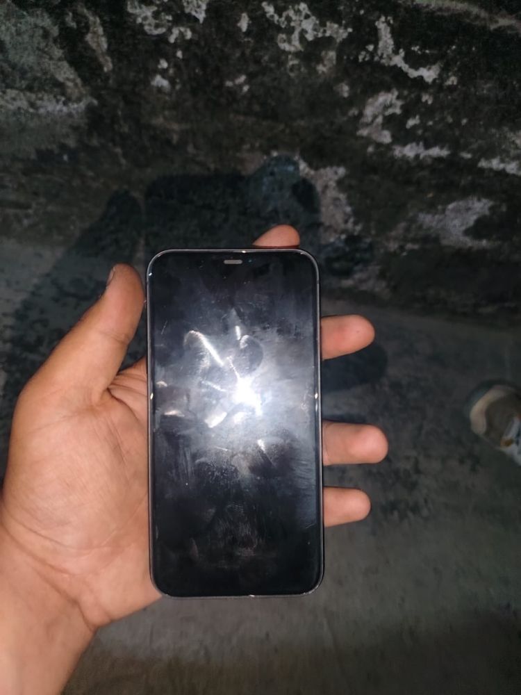 Iphone 11 64gb .