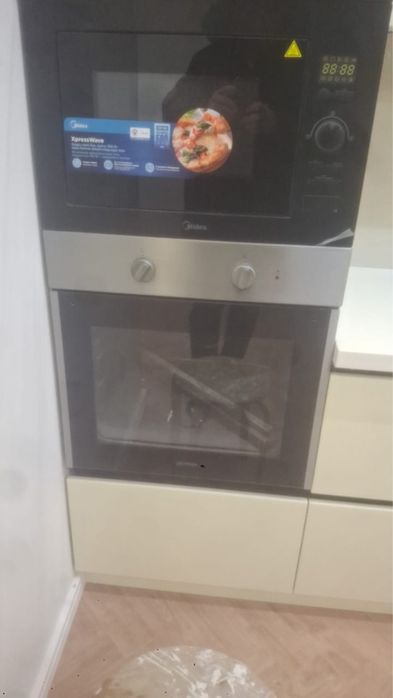 Продам духовой шкаф