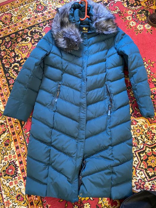 Продается женская куртка