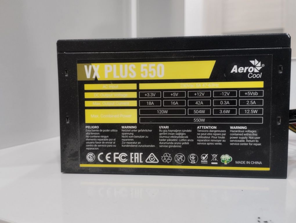 Продам два hdd, блоки питания, 300 и 400 вт