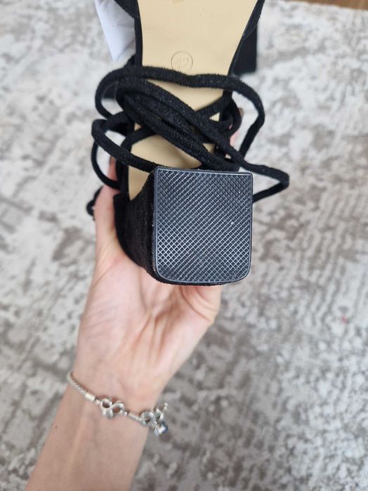 Затворени токчета