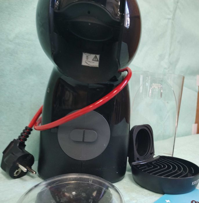 Кафемашина с гаранция 1 година NESCAFÉ® Krups Dolce Gusto Piccolo XS