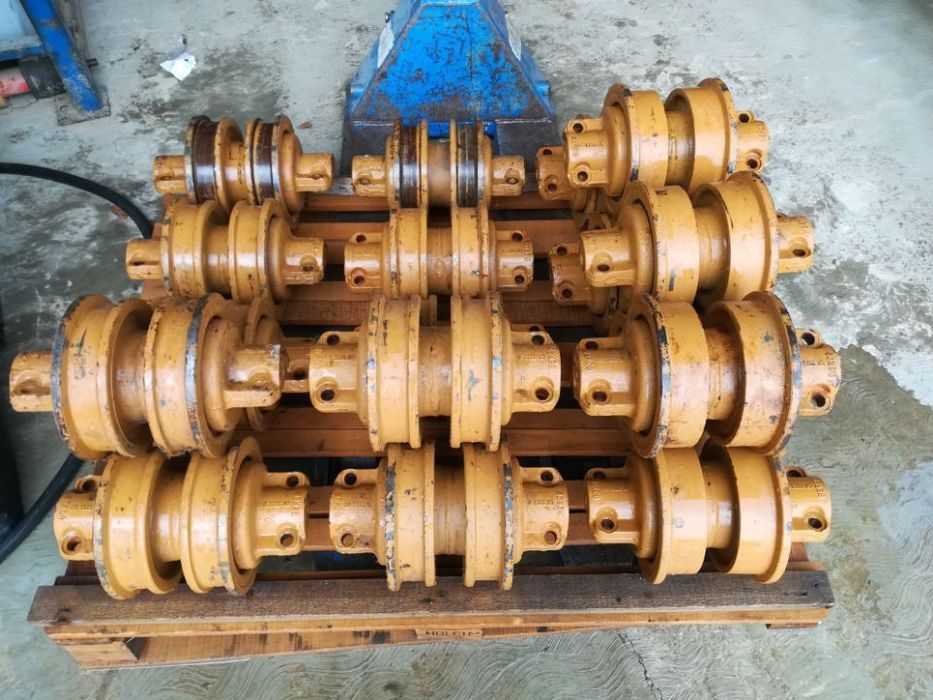 Role de mars simple si duble pentru buldozer Caterpillar D5
