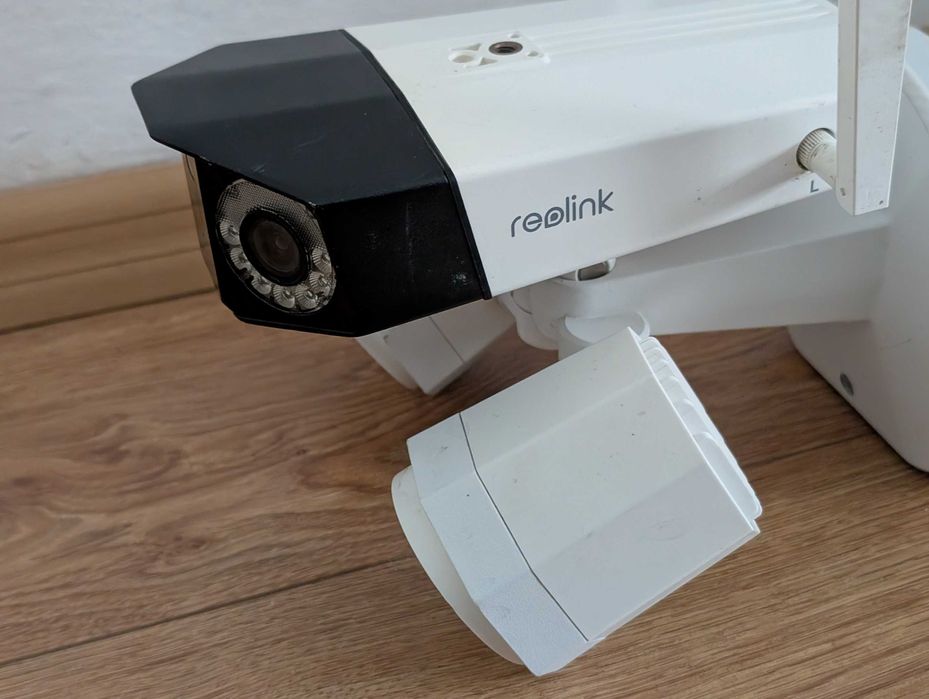 Vand REOLINK Duo, 400 RON stare buna