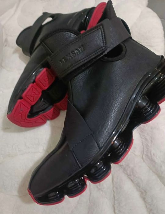 Мъжки скечърс. Размер 46. Еко кожа.