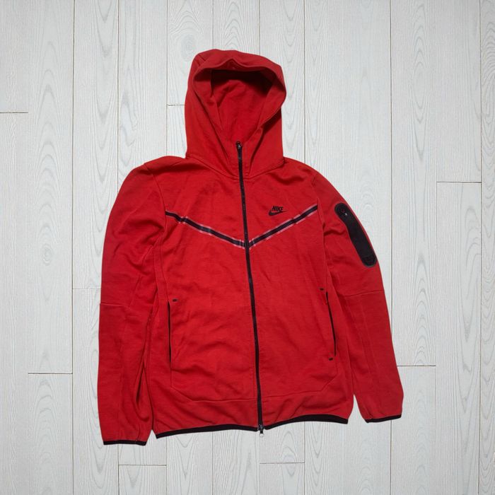 Nike tech fleece roșu