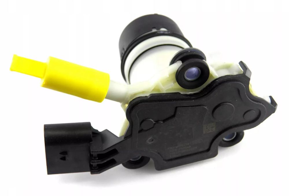 ADBLUE помпа за Mercedes F01C250151