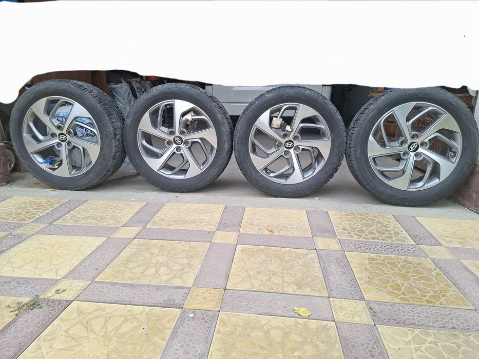 Зимние шины с дисками 225/55 R18