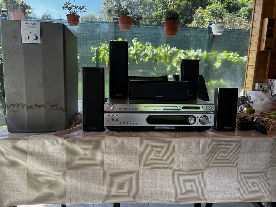 Vand sistem audio Kenwood