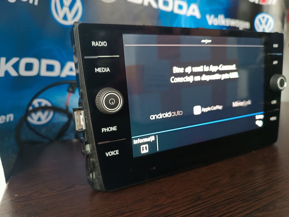 Vând display vw Mib2 Passat B8, Tiguan MK2,Golf7