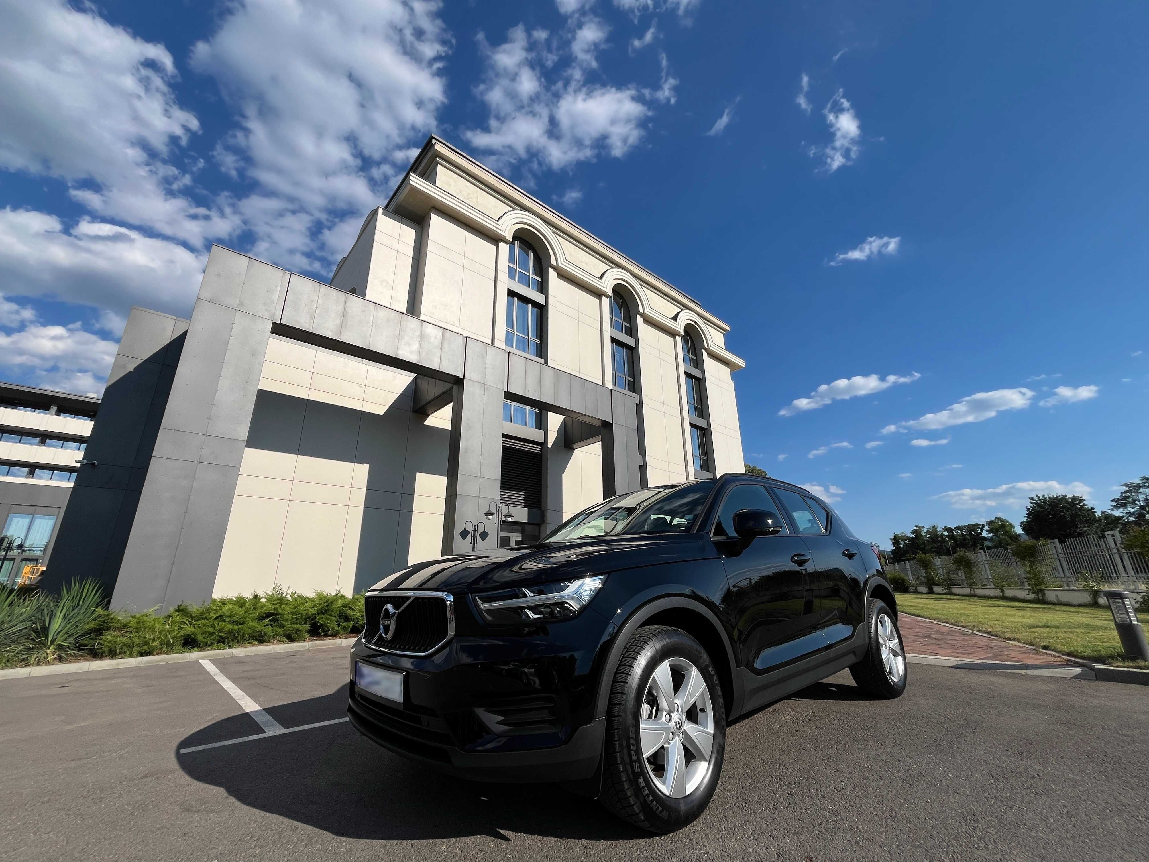 Volvo XC40 D3 НОВ ВНОС! Лизингов автомобил!