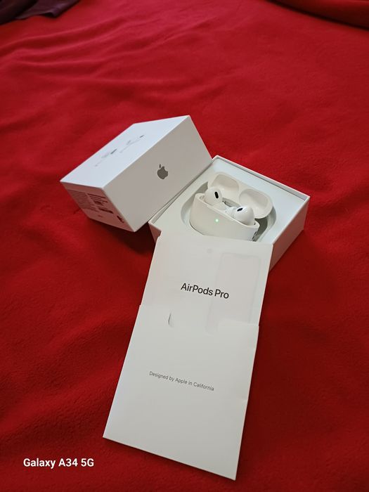 Слушалки AirPods Pro