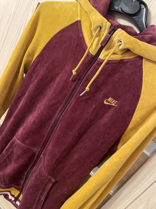 Hanorac Nike Catifea