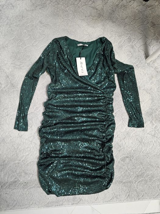 Дамска рокля за повод