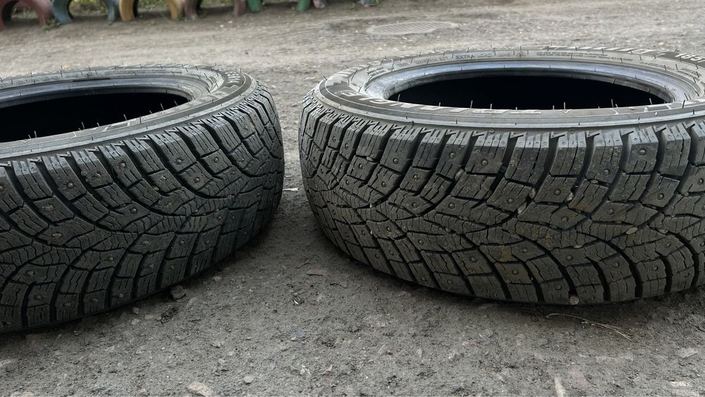Продам автошины (зимний)