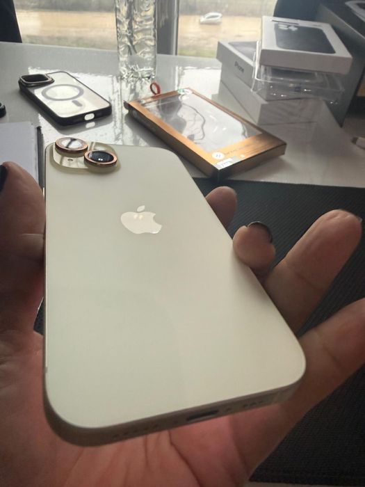 IPhone 15 125 GB