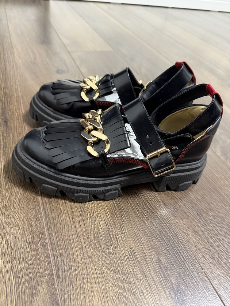 Pantofi musette marimea 38
