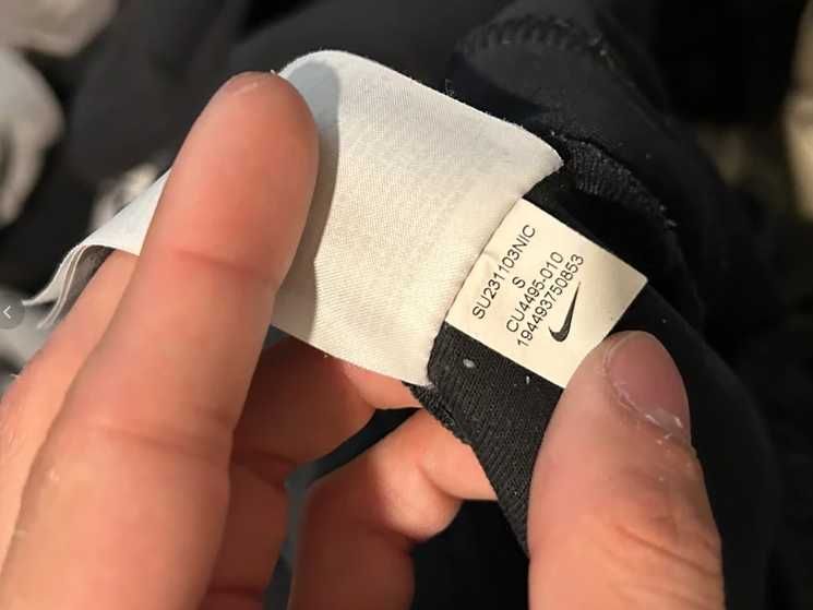 Pantaloni Nike Tech Fleece negri Marimea S