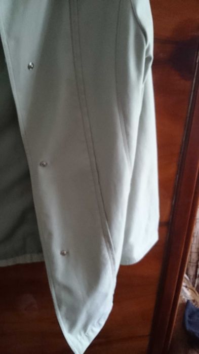 Vand geaca noua   ,pentru femei