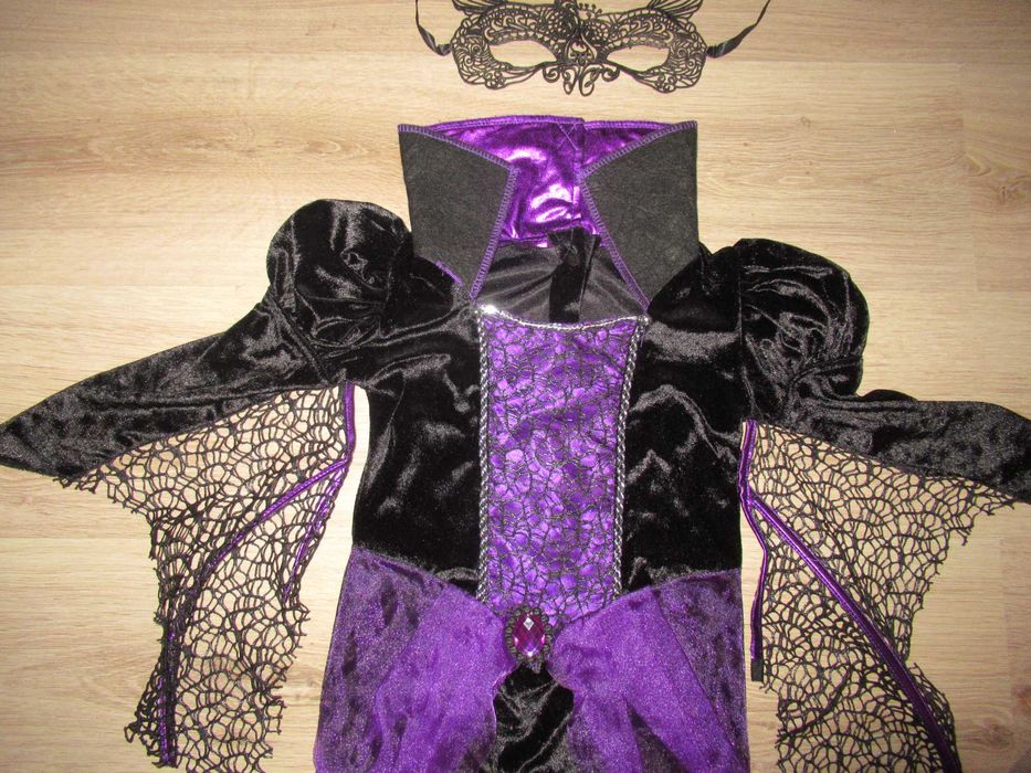 ХЕЛОУИН РОКЛЯ С домино--СТРАХОТНА--116/122 номер