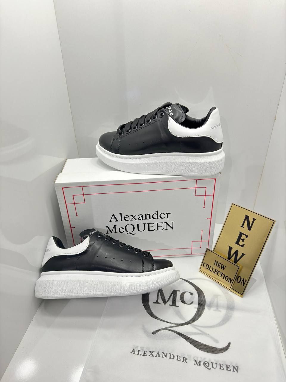 Adidasi alexander mcQueen
36-45
310 lei
cei cu roz 36-40