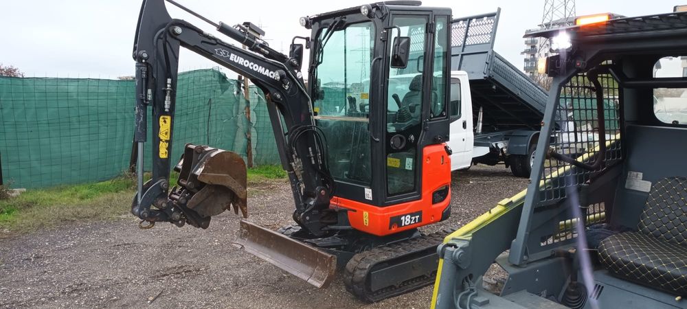 Excavator miniexcavator eurocomach 2021 cabina închisă