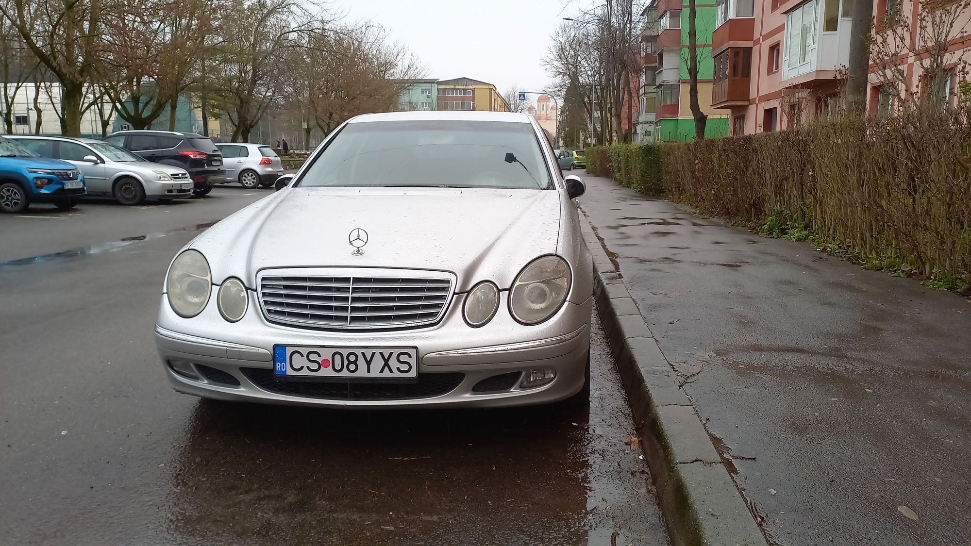 Mercedes Benz w211 (clasa E) 2004