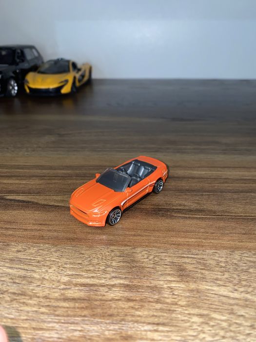 Машинки колекционные