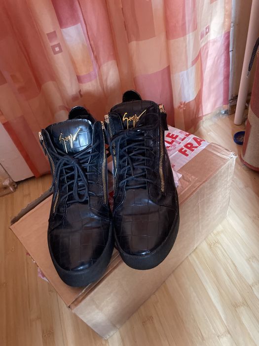 Vand adidasi giuseppe zanotti originali