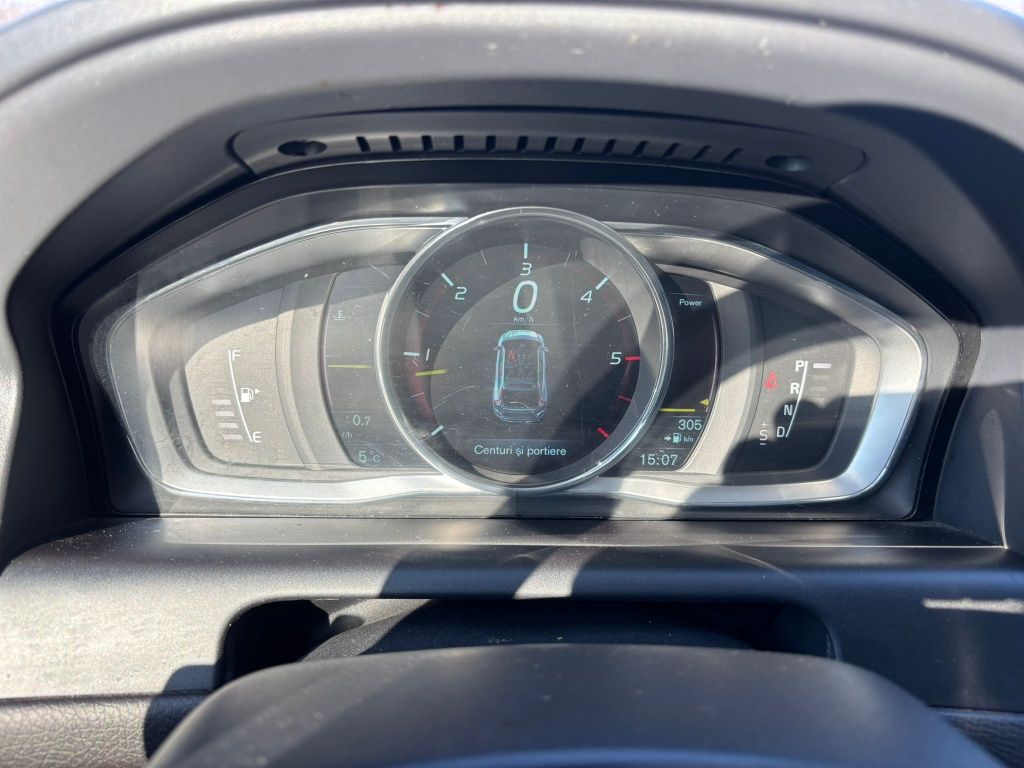 Volvo       XC60
