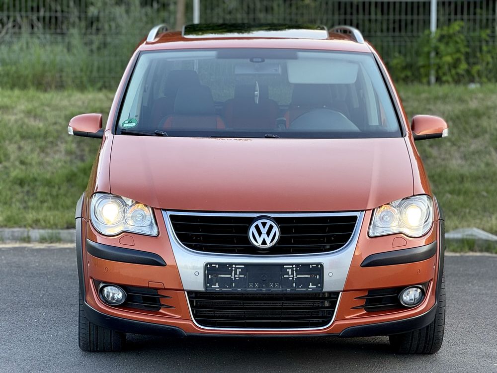 Vw Touran Cross 2.0d 170CP 2010 Autoparking Trapa Navigatie