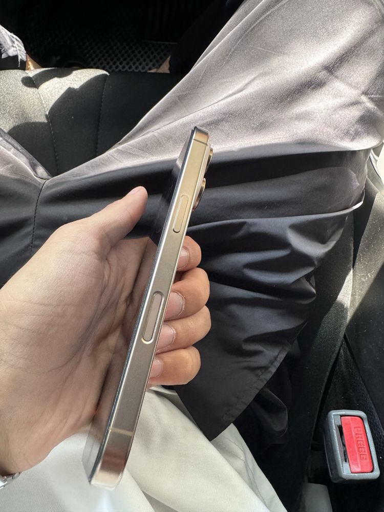 Iphone 16PRO 128Gb 34 цикл.