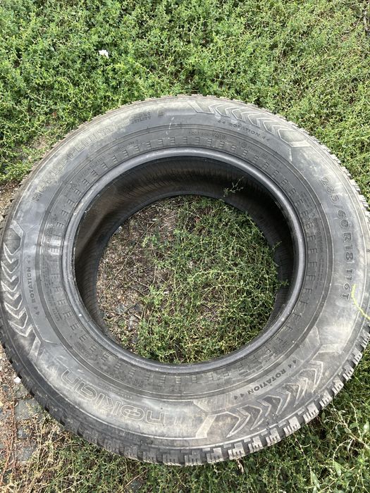 Комплект зимних шин Nokian 285/60 R18