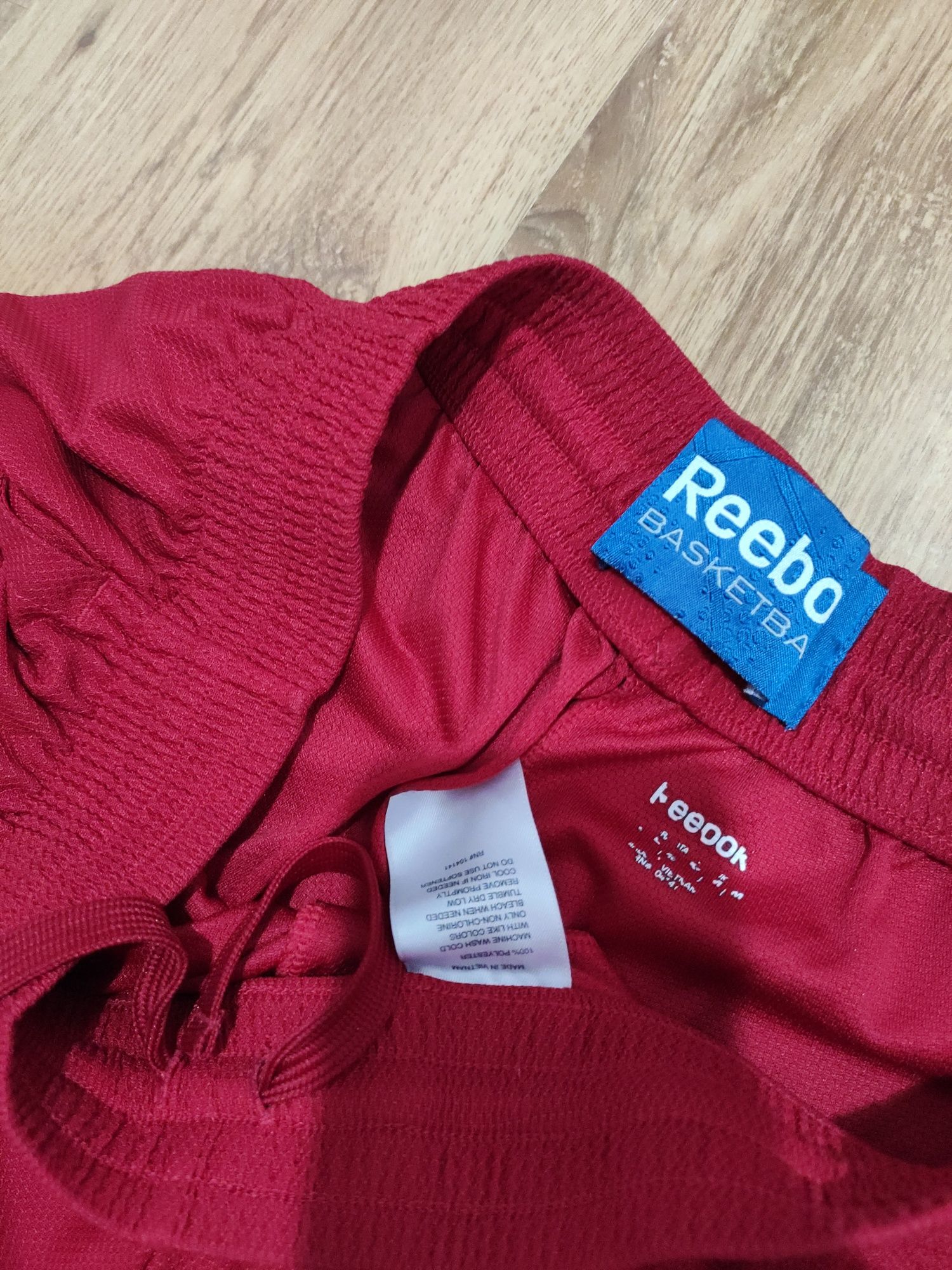 Pantaloni scurți Reebok basketball mărimea L