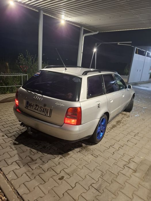 Vând Audi A4  sau schimb cu ATV
