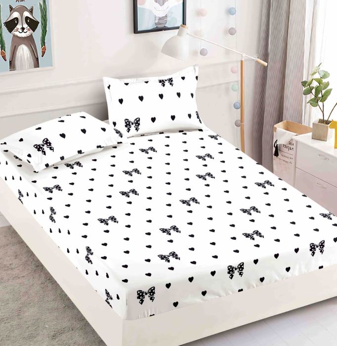 Huse finet cearceaf cu elastic 180x200 cm + 2 fete de perna