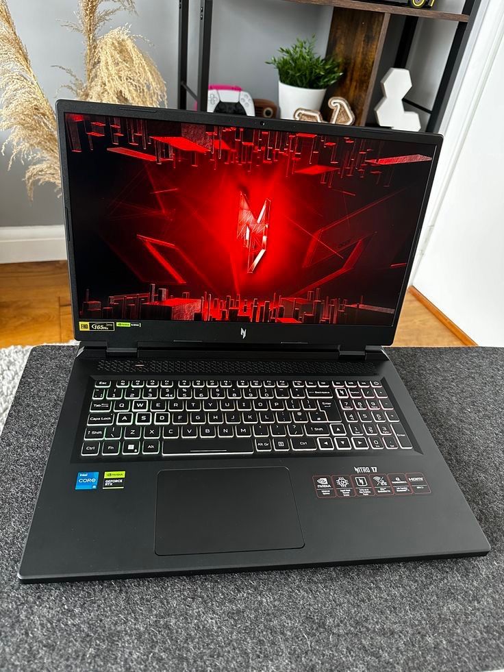 Лаптоп Acer Nitro 17
