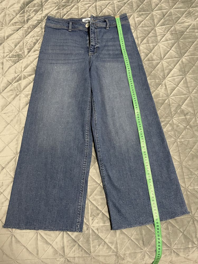 Blugi cu talie inalta Only