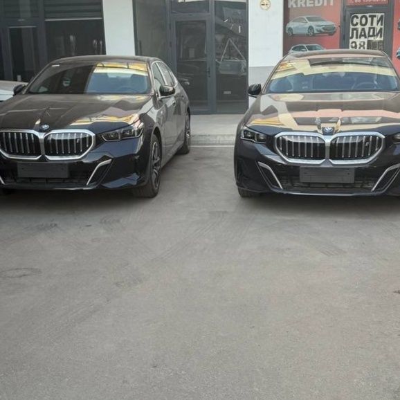 Нотариус BMW i5 40L 2025